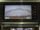 バックガイドモニターで、後方を確認しながら安心して駐車することができます。運転初心者も熟練者も必須の機能ですよ!