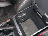 ETC車載器付きです。高速道路の料金所もスムーズに通過できます。