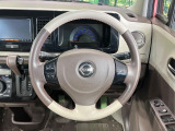 【純正革巻きステアリング】上質な革を使用することで、手にしっかり馴染みとても運転しやすいハンドルです♪