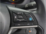 ◆アダプティブクルーズコントロール◆予め設定した車速内でクルマが自動的に加減速。前走車との適切な車間距離を維持しながら追従走行します。