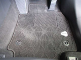 純正マットついています
