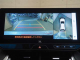 全周囲モニター搭載の為、周囲の安全を確認しながら駐車が可能です。