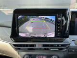 バックカメラは車庫入れの強い味方となってくれます!駐車場枠内にビシッと真っ直ぐ停められます☆