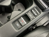 パーキングブレーキはスマートな電子制御式と合わせて渋滞時等にブレーキペダルから足を離しても停車状態を保持してくれるオートブレーキホールド機能で運転が楽になります。スタートはアクセルペダルを踏むだけ