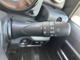 【 オートライト 】オートライトなのでライトの点け忘れを気にすることなく運転が出来ます。