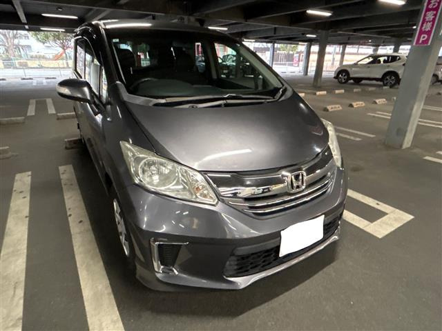 フリード1.5 G プレミアムエディションワンオーナー 修復歴無し