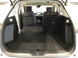 様々なパターンにアレンジができるラゲッジスペース♪お荷物の大きさや量・状況に合わせてアレンジできますので、とっても使い勝手良好ですよ♪タップリ積んで、楽しいお出かけを♪