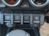 ステアリングスイッチ付きで楽々操作♪