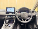RAV4ならではの見晴らしのよい前方視界で、快適なドライブをお楽しみいただけます。