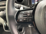 ステアリングにオーディオ操作スイッチが付いています。オーディオ画面に直接タッチしなくても操作が出来ますので、運転に集中できます。