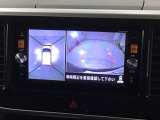 全方位モニターがついています! 車の周囲を360&deg;安全確認できるので、普段の駐車はもちろんの事、縦列駐車や幅寄せの際にも活躍してくれますよ。