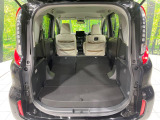 普段のお買い物や通勤、送迎等に十分な荷室スペースを確保しております。セカンドシートを倒すと、大きな荷物の積載も可能です♪