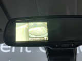ルームミラーにもアラウンドビューモニターの映像を映すことが出来ます。