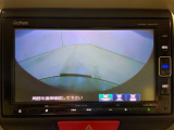 リアカメラ付で、後方をナビ画面で確認。車庫入れも安心です。もちろん、バックギアと連動しています。