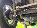 お車を安心してお乗りいただく為には、足回りの定期点検が欠かせません。サービスサポート(有償保証)では無料点検もご提供しており、安心のカーライフをお過ごしいただけるサポート体制が整っています。