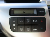 オートエアコン装備車★操作もカンタン★