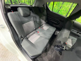 コンパクトカーですが、セカンドシートは十分な広さがあり快適にお乗りいただけます♪シートを倒して大きな荷物を積んだりと、用途の幅が広い1台です。