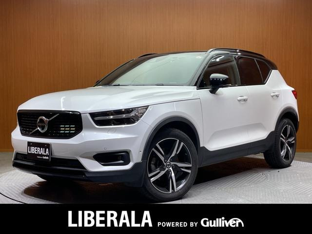 XC40 T4 AWD Rデザイン 4WD 4WD サンルーフ