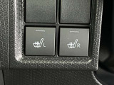 運転席、助手席側シートヒーターで座席ポカポカ!