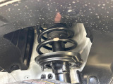 お車を安心してお乗りいただく為には、足回りの定期点検が欠かせません。サービスサポート(有償保証)では無料点検もご提供しており、安心のカーライフをお過ごしいただけるサポート体制が整っています。