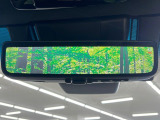 【デジタルインナーミラー】カメラが撮影した車両後方の映像をルームミラー内に表示。クリアな視界で状況の確認が可能です!※ドラレコ機能ご利用には別途SDカードをご用意いただく場合があります。