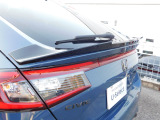 ダックテール・スポイラーが装着済みです!先ずはお問合せください!掲載中でも店頭で商談中あるいは売約済みになっているケースもございますので、お急ぎの場合はお電話ください!!
