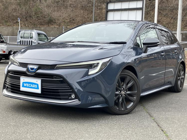 カローラツーリング 1.8 ハイブリッド W×B