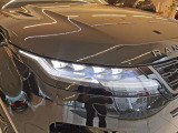 【プレミアムLEDヘッドライトシグネチャーDRL】デイタイムラーニングライト機能付きのLEDヘッドライトですデイライトにより昼間の視認性も上がりもらい事故などの減少につながります。
