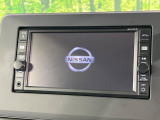 【純正ナビ】人気の純正ナビを装備しております。ナビの使いやすさはもちろん、オーディオ機能も充実!キャンプや旅行はもちろん、通勤や買い物など普段のドライブも楽しくなるはず♪
