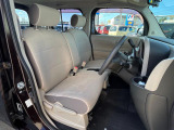 運転席シート廻りは使用感も少なく、良好な状態となっています。丁寧に使われていたことがよくわかりますね。