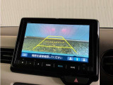 【バックカメラ】リバースにするだけで映ります、後方の安全確認や、狭い駐車場での車庫入れ、雨の日や夜間など視界の悪い時に便利です!安全にバックする為には欠かせない装備です。