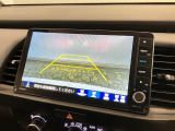 【リアカメラ】運転が苦手な方も車庫入れラクラクです!ギアをリバースに入れれば自動的にモニターが切り換わりますので、面倒な操作は不要です♪狭い駐車場もお車を傷つけず安心です