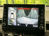 【パノラミックビューモニター】専用のカメラにより、上から見下ろしたような視点で360度クルマの周囲を確認することができます☆死角部分も確認しやすく、狭い場所での切り返しや駐車もスムーズに行えます。