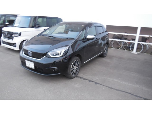 フィット  1.5 e:HEV リュクス 4WD