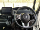 【ホッと保証】 エンジン、オーディオやカーナビ(社外品は除く)に至るまで1年間走行距離無制限の保証が付いております。全国のホンダディーラーで整備が受けられ、最長で5年間の保証が付けられます。