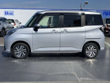 開閉ラクラク両側オートスライドドア付きです。リモコンや車内からでも開閉操作は可能です。