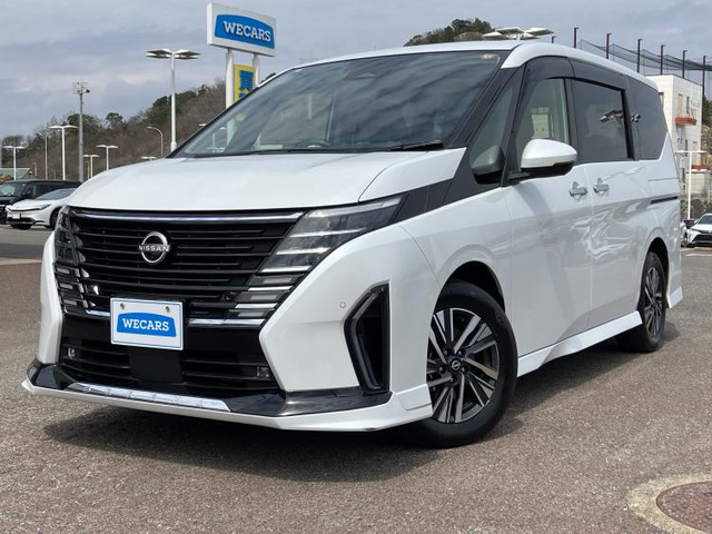 セレナ1.4 e-POWER ハイウェイスターV