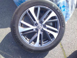 純正アルミ18インチです。夏タイヤ4本有ります
