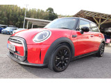 国産車から外車(輸入車)まで全メーカー新車・中古車販売・リース販売・車検・板金・修理・レンタカー取扱店です。テスター(診断機)完備ですので外車(輸入車)の車検や修理も自信をもっておこなっております。