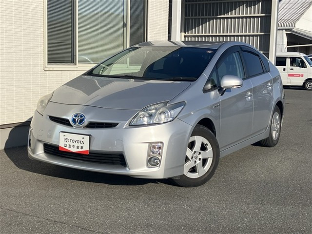 トヨタ プリウス 