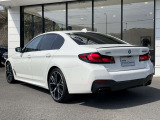 5シリーズセダン M550i xドライブ 4WD 