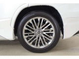 235/55R20