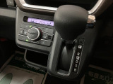 シフトレバーは扱いやすいインパネシフトです!