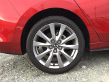 アルミホイール装着☆足回りが引き締まって見えてカッコいいですね☆