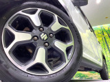 【純正15インチアルミホイール】外観にマッチした純正アルミホイールを装着しております。各種社外アルミホイールや、スタッドレスタイヤも取扱いしております。是非ご相談ください♪
