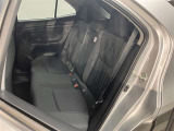 後部座席のお連れ様にも快適な空間です。