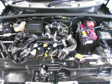 エンジンルームはクリーニング済なので、安心してお乗りいただけます。