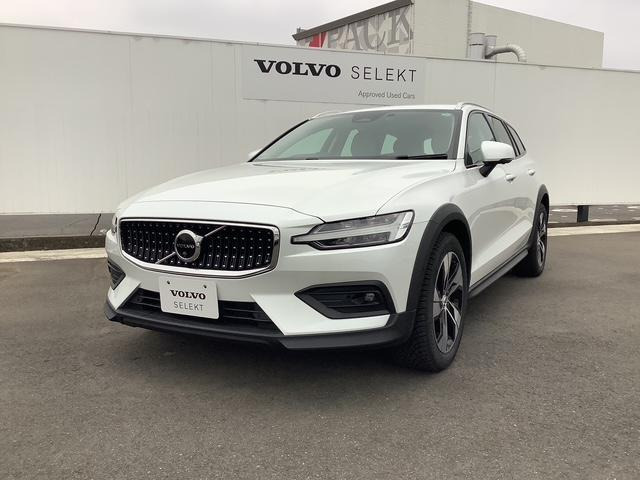 V60クロスカントリープラス B5 AWD 4WD