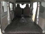 とても広い荷室です