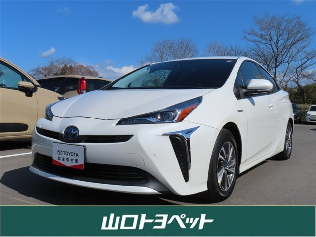 トヨタ プリウス 